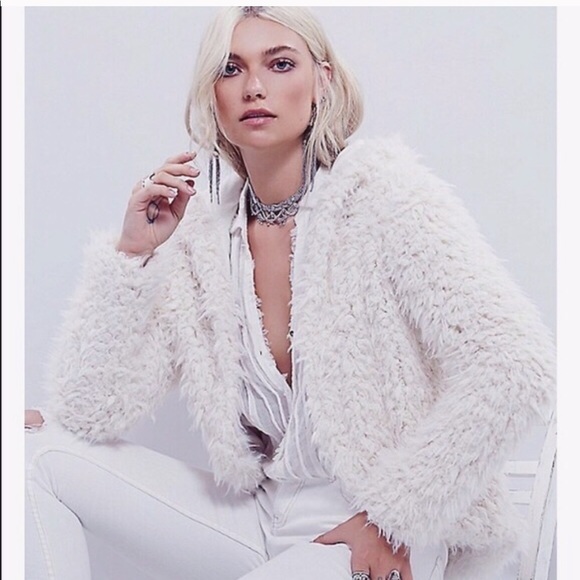 Free People Jackets & Blazers - Free people once upon a good puffy jacket